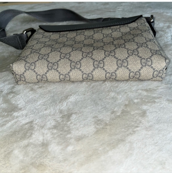 Gucci GG Monogram Messenger Crossbody - Picture 10 of 13